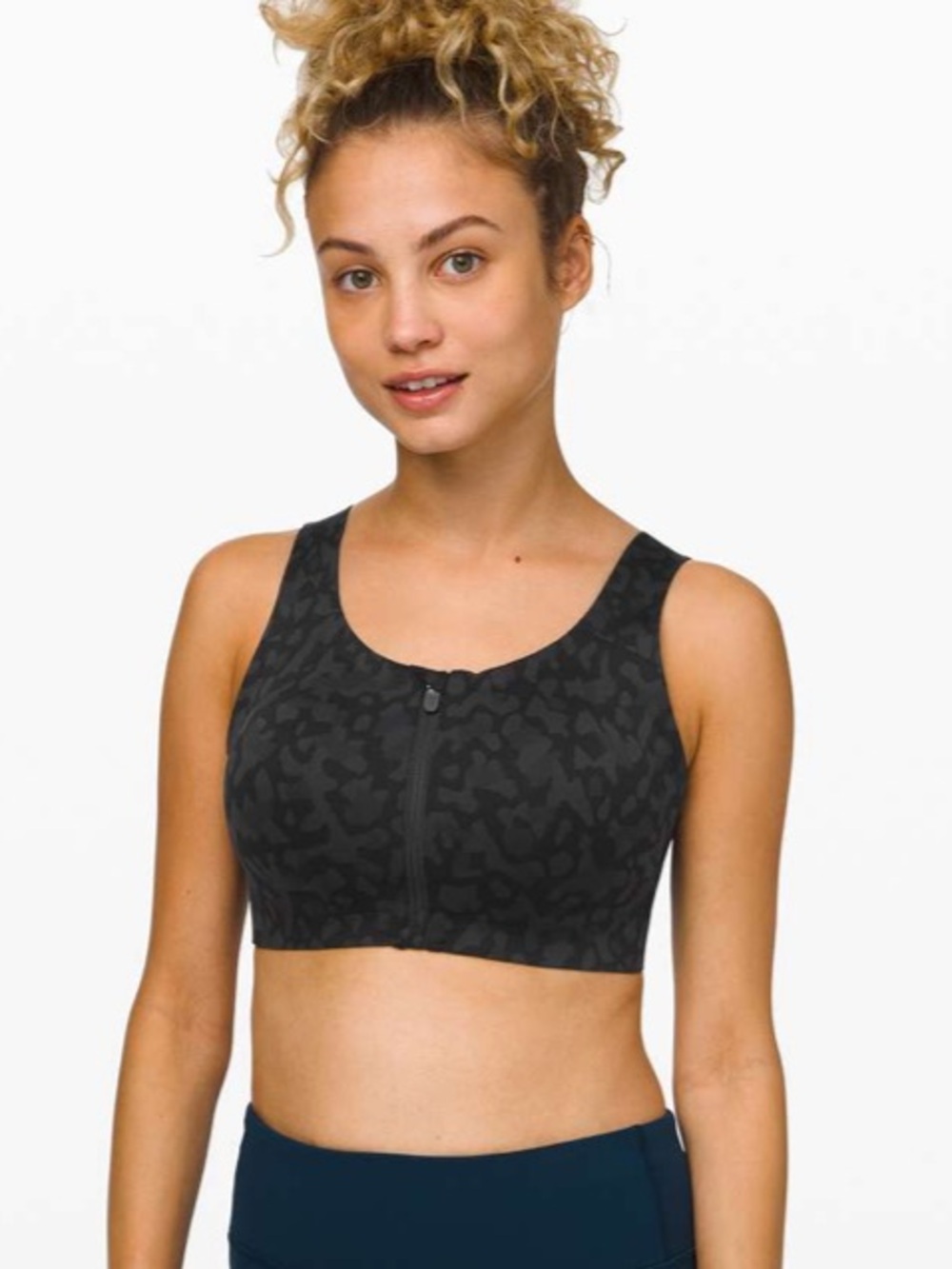 Lululemon Enlite Bra *Zip Front Size 38C